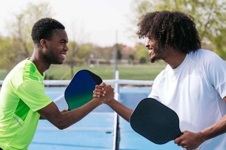 Cách chơi pickleball an toàn và tránh chấn thương